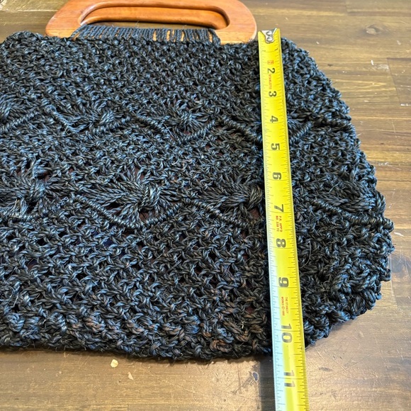 Vintage Raffia Crochet Woven Basket Straw Wood Handles 60’s Black Macrame Tote - Picture 5 of 10